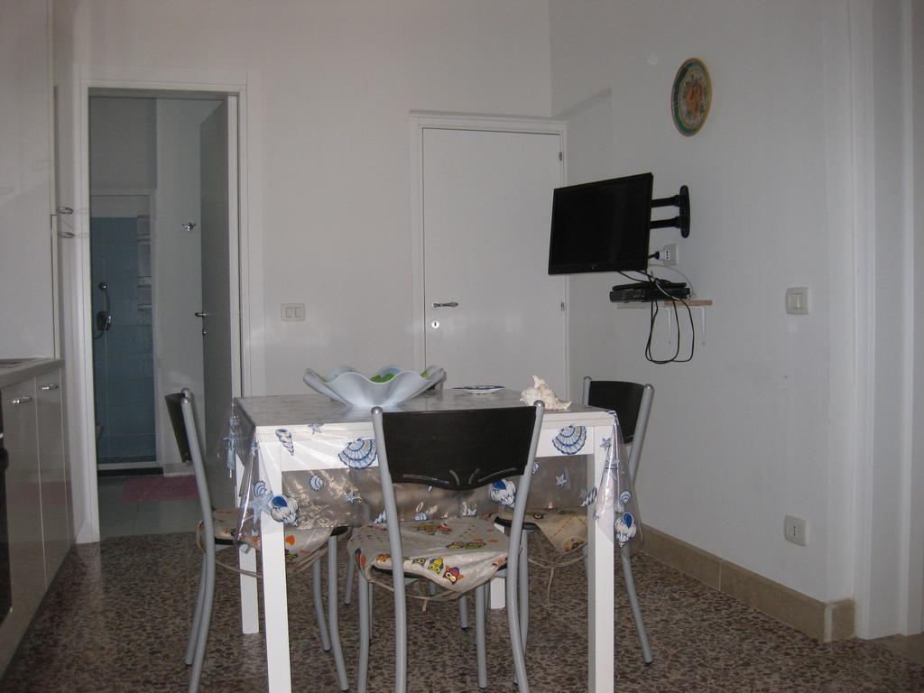 Casa Vacanze Le Rose Marina di Ragusa Pokoj fotografie